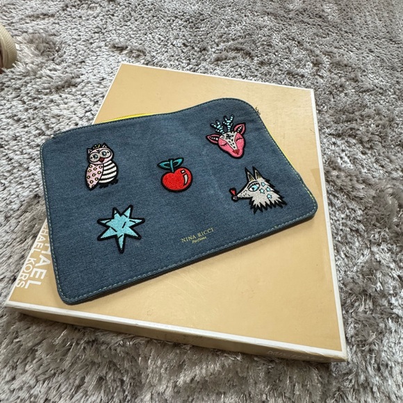 Nina Ricci Blue Cosmetic Bag with Embroidered Designs - Picture 7 of 7